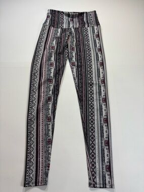 Onzie Striped Geo Leggings in Black, White & Burgundy